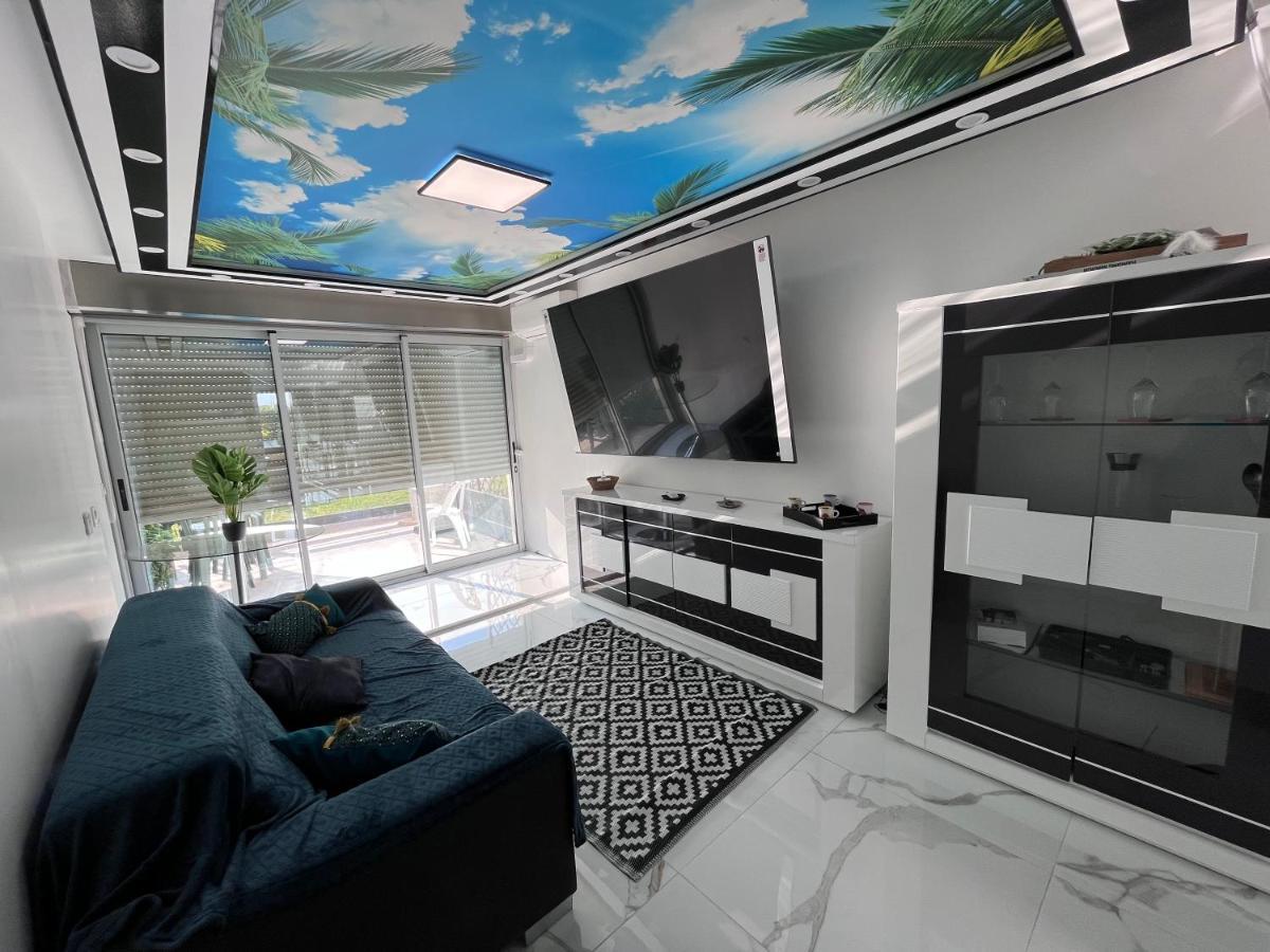 24 Appart Tropic Deluxe Агд Екстер'єр фото